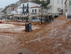 Βιβλική καταστροφή στην Ύδρα.